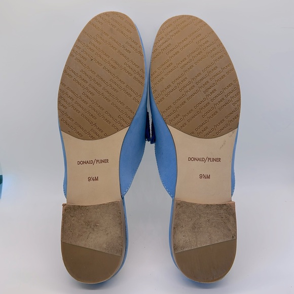 Donald J. Pliner Women's Blue Slip-On Shoes - Picture 4 of 4